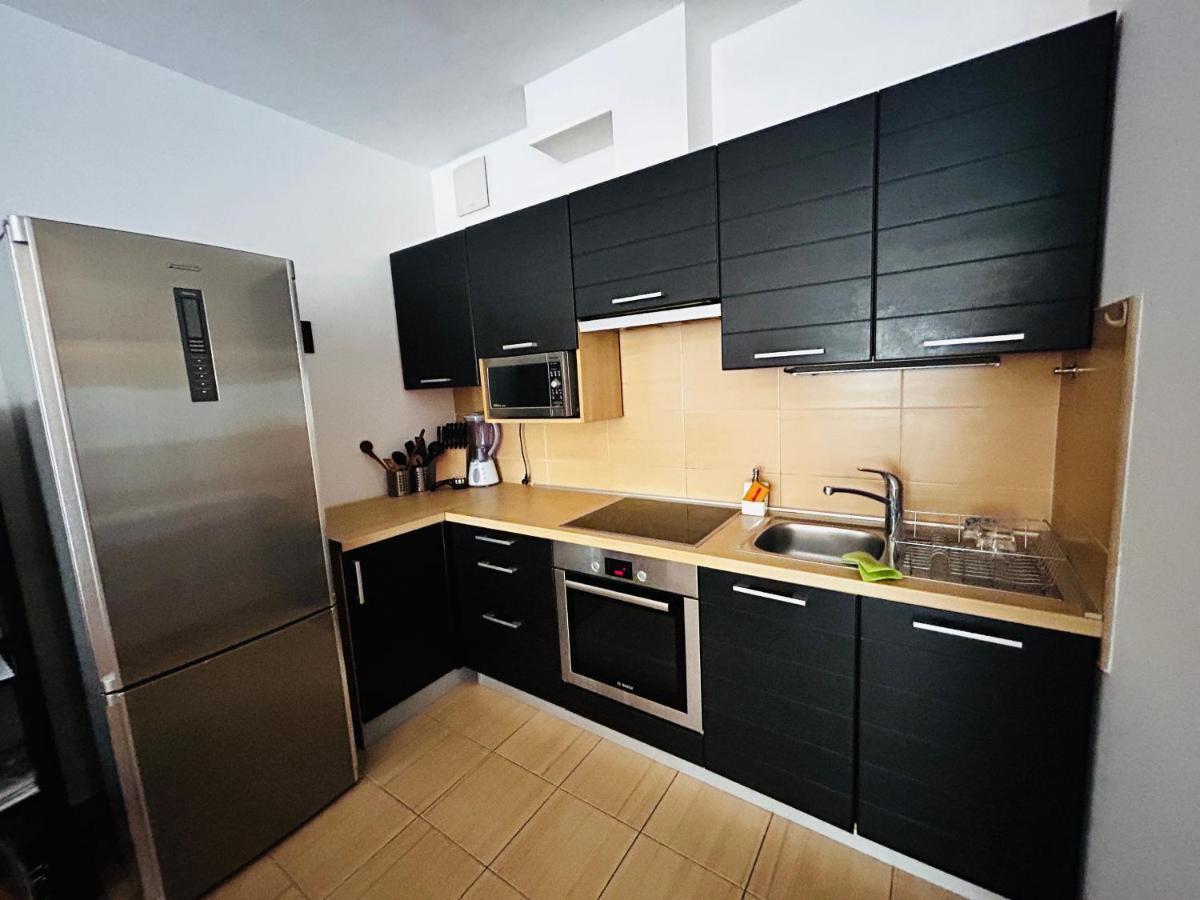 Corvin Boutique Apartment Parking In The Plaza Будапеща Екстериор снимка