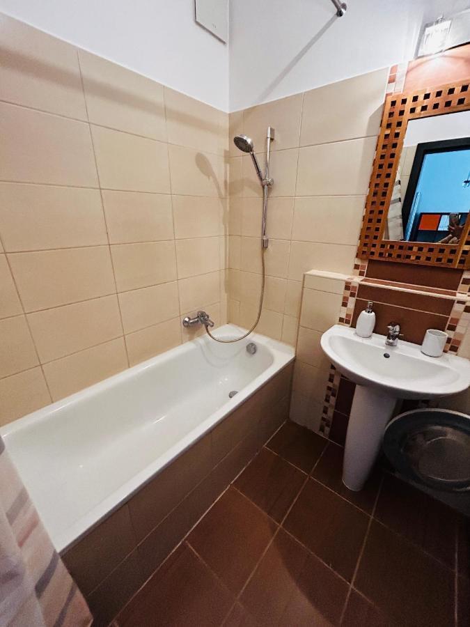 Corvin Boutique Apartment Parking In The Plaza Будапеща Екстериор снимка